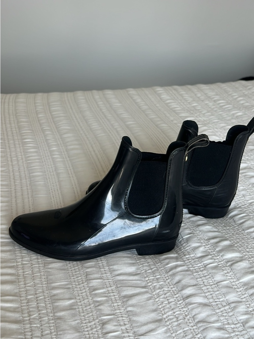 Sam Edelman Black Gloss Chelsea Rain Booties